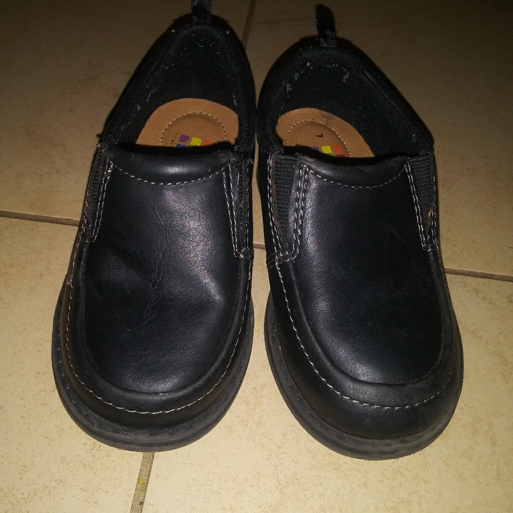 Toddler black loafers